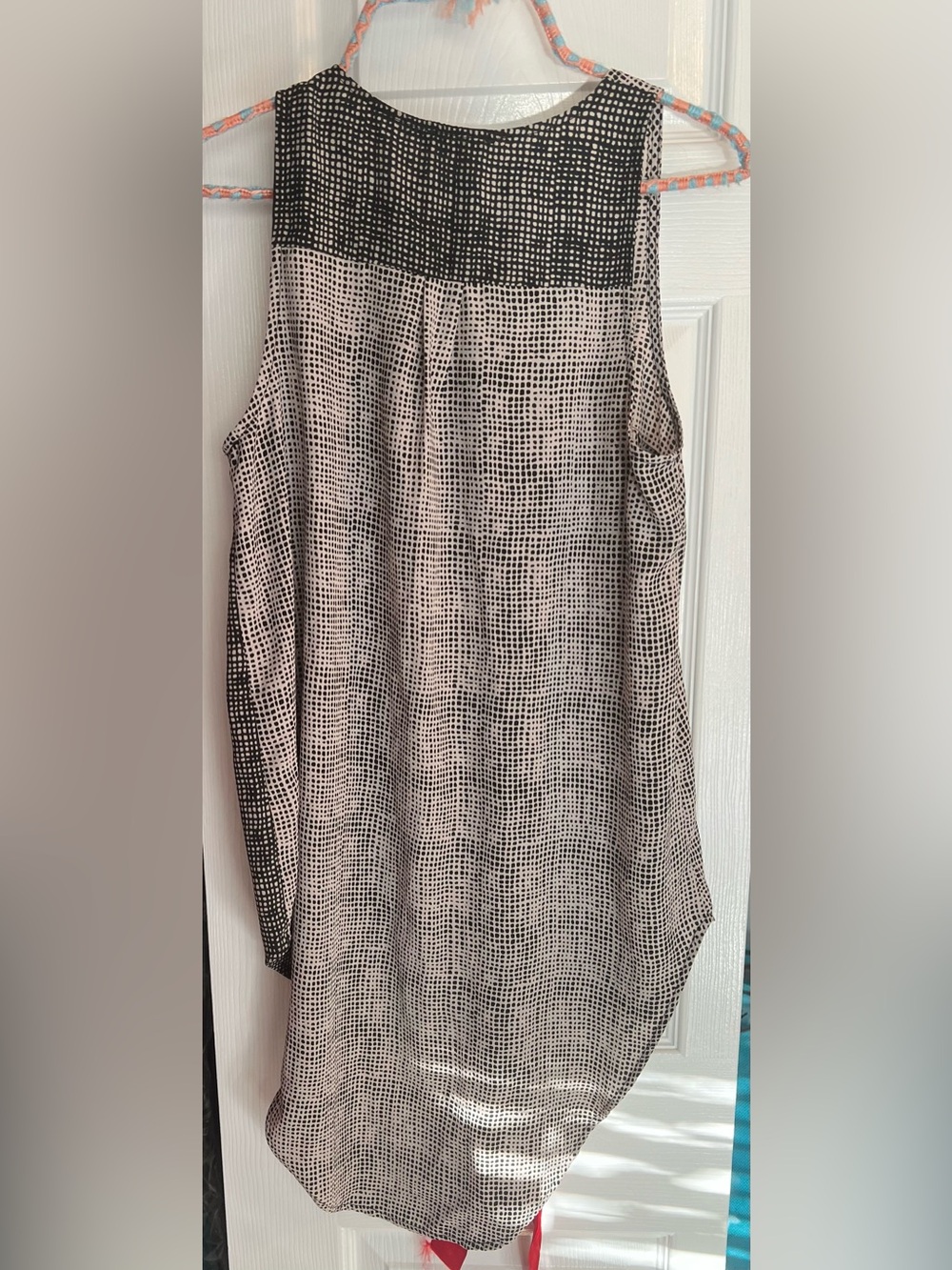 Flowy pattern Lush top - Picture 5 of 5